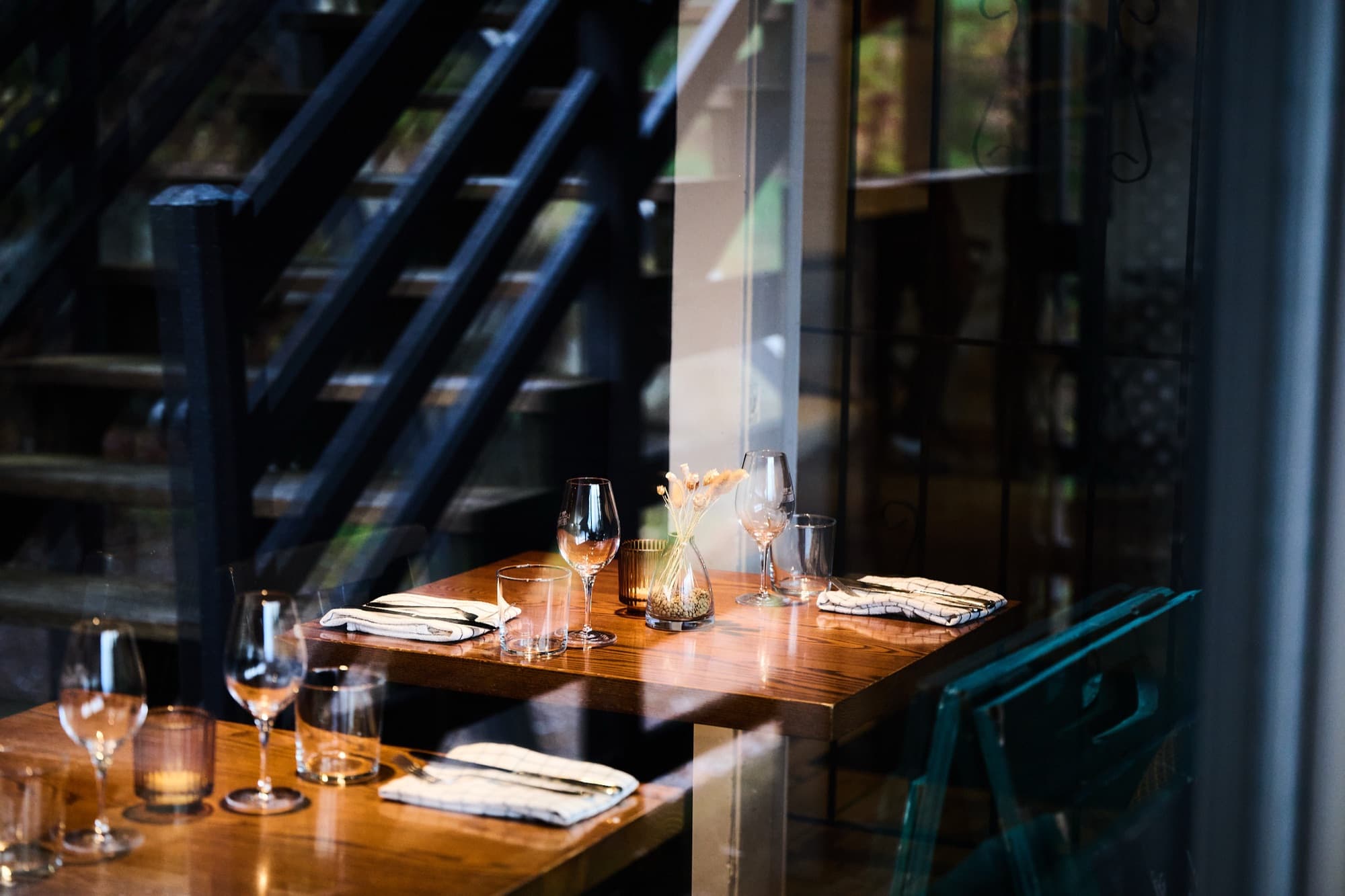 A set table